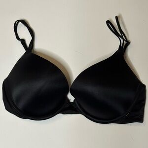 Victoria’s Secret- Very Sexy Push-up Bra- Black- 32D